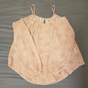 Small open shoulder, 3/4 sleeve, pale pink lightweight shirt